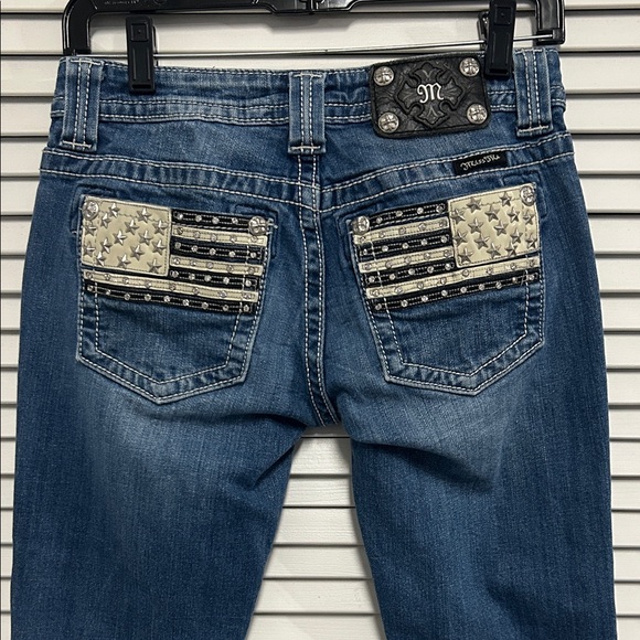 Miss Me Denim - RARE Miss Me Womens Blue Jeans with Star Flag Embellishments